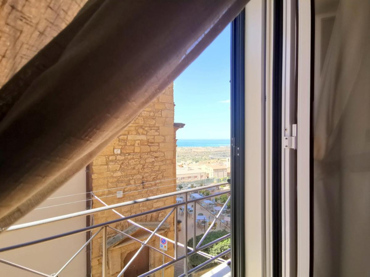Casa Vacanze Vicolo San Pietro Agrigento Exterior foto